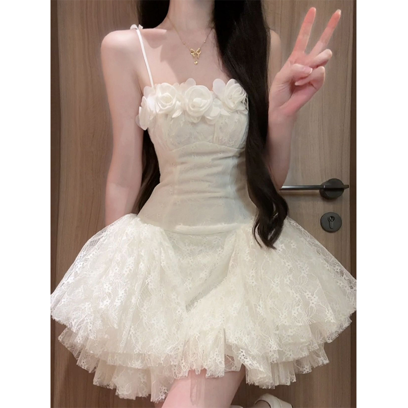 Princess Style Lace Halter Dre - Women Formal Wear Brands recension och pris